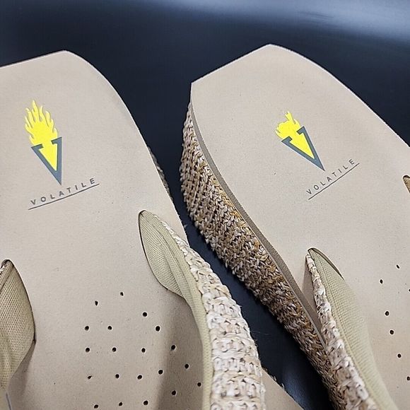 Volatile Bahama Tan Woven Thong Wedge Sandals Women's Size 10 Flip Flop Wedge - Picture 3 of 12